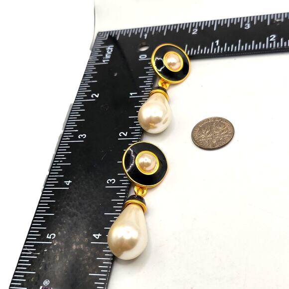 Avon Statement Earrings Gold Tone Faux Pearl Drop Dangle Enamel Post Pair - Picture 6 of 8
